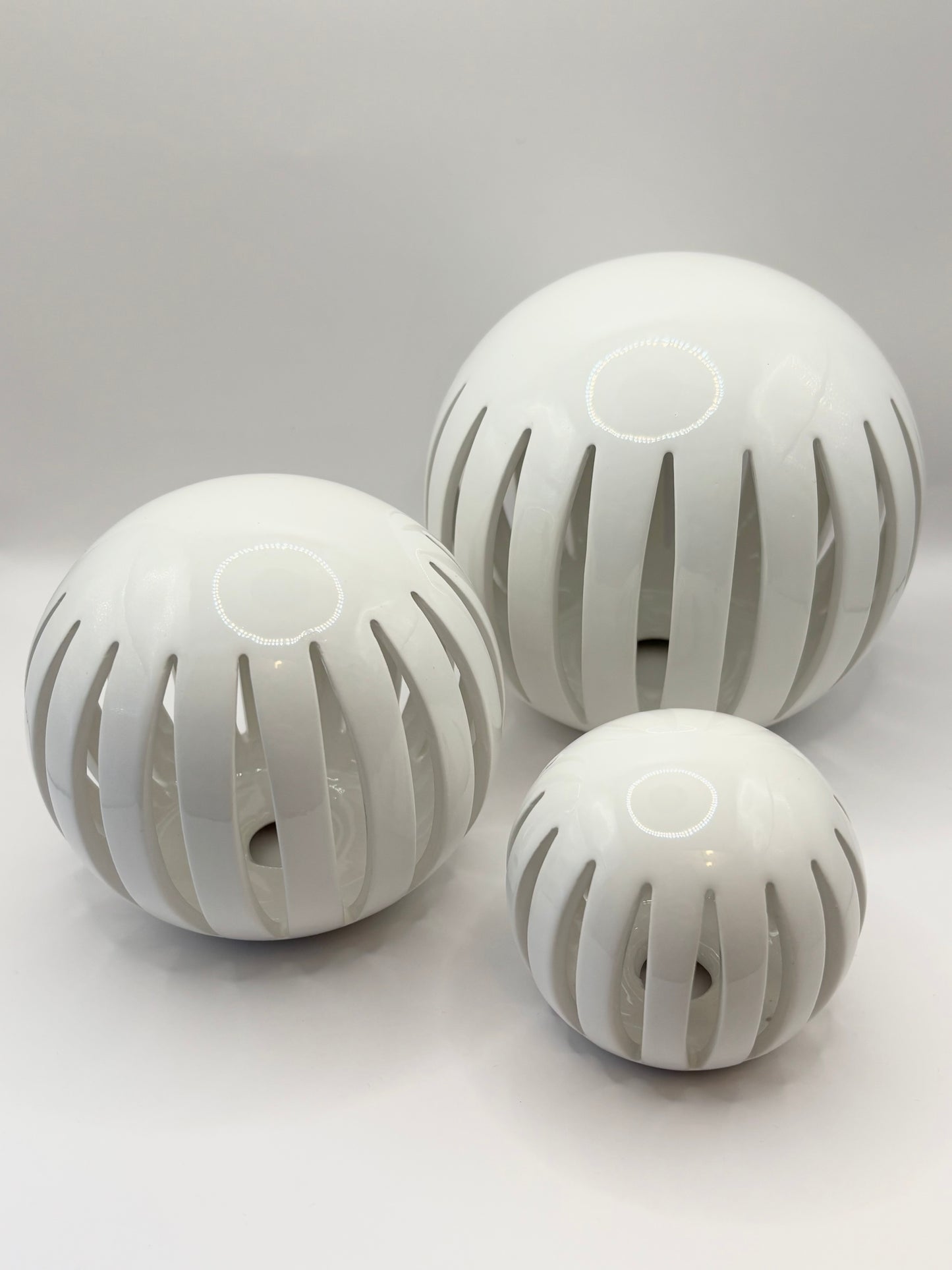Home Decor Set - Cabrera Spheres